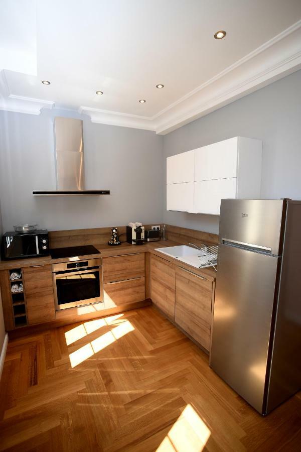 Libourne Hyper Centre A Deux Pas De Saint Emilion Apartment Exterior photo